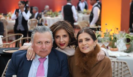  Mauricio Autrique, Alejandra de los Santos y Claudia de los Santos.