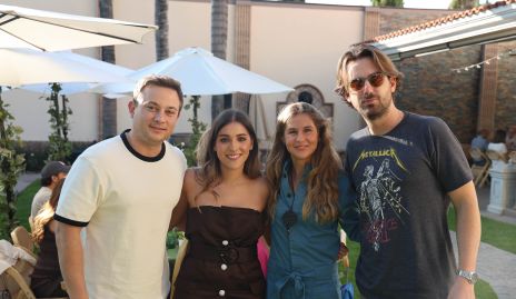  Pepe, Car, Inés García y Diego Treviño.