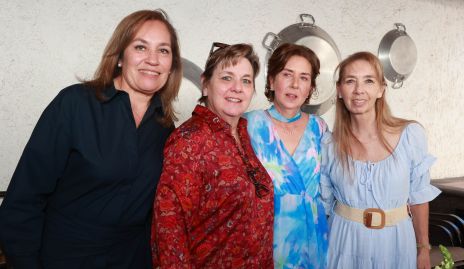  Maru Puente, Sofía, Ana y Mercedes Hunter.