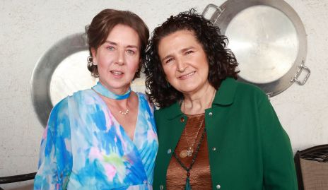   Ana Hunter y Gina Guerrero.