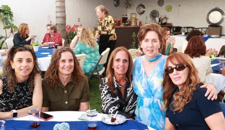  Martha Lasso de la Vega, Verónica Alcalde, Mireya Payán, Ana Hunter y Patricia Espinosa.
