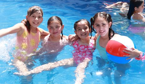  Inés del Valle, Mariana Rubio, Maria José Muñoz y Leyre Gallegos.