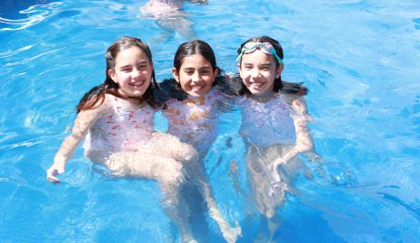  Vale Cortés, Bárbara Rojo y Ale Conde.