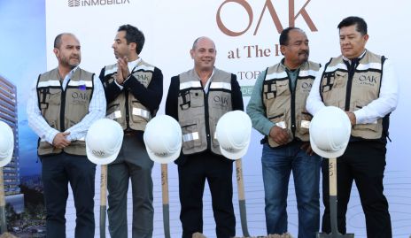  Oscar Alarcón, Carlos del Valle, Patricio Durante, Adrian Mitre y Noel López.