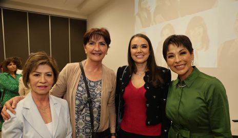  Gloria Rendón, Dolores Delgado, Gloria Cabral y Margarita Mediola.