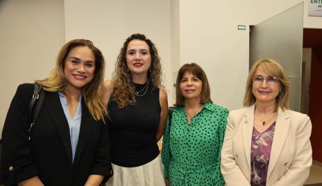  Danaé Enríquez, Laura Autrique y Rosa Jimena.