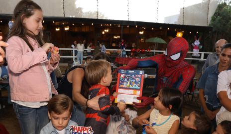  Regalo de Spiderman a Fer.