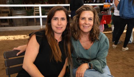  Carmelita Berrueta y Martita Muñiz.