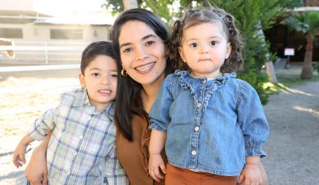  Mayra Morelos los pequeños Chávez .