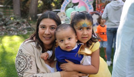  Carmelú Díaz, José María Payán y Rania Díaz.