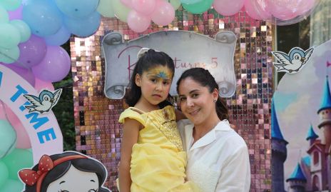  Rania Díaz y Pupi Torrescano.