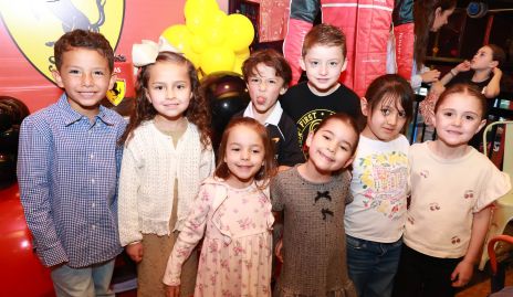  Elías Valencia Torres y amigos.