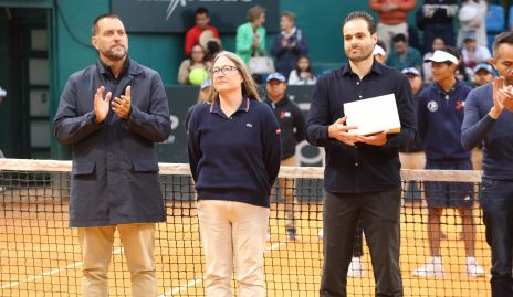 Juez del partido final, Anne Bees, supervisora del ATP Challenger Tour y Carlos Saiz, director del Banorte Tennis Open San Luis Potosí.