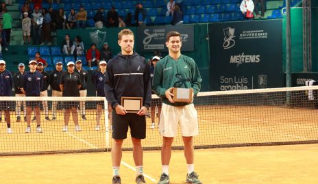  Nicolás Mejia y James Duckworth.