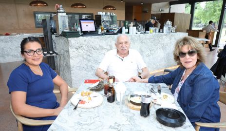  Estefanía, Guillermo y Clarisa.