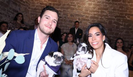  Pancho Loza y Ale Martínez con sus testigos de honor.