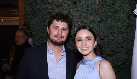  Enrique Dávila y Paty Acuña .