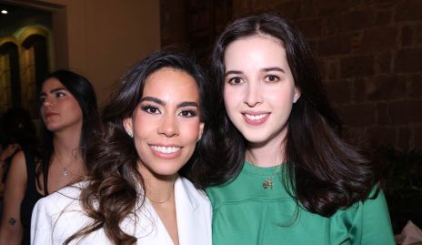  Ale Martínez y Renata Castillo.