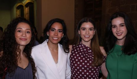  Claudia Pérez, Alejandra Martínez, Paulina Estrada y Renata Castillo.