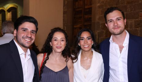  Alejandro Narváez, Claudia Pérez,  Ale Martínez y Pancho Loza .