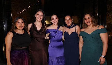 Valeria, Lucía, Cecilia, Mariana y Rouse.