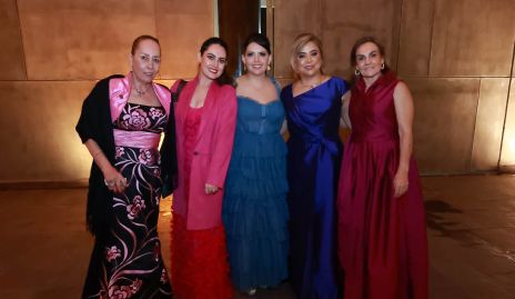 Marcela Suárez, Marcela Zapata, Pilar Zapata, Anyul Martínez y Carmen Zapata.