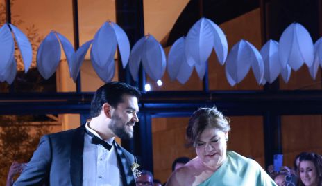  José Ramón González con su mamá Martha Jaimes.