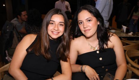  Ximena Navarro y Arantza Torres.