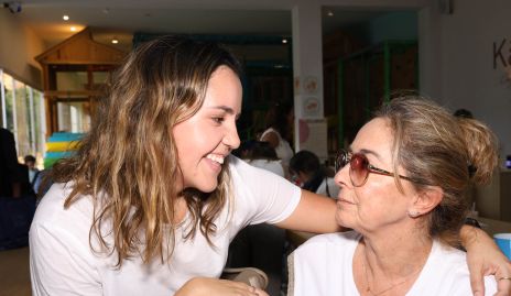  Ana Isabel Gómez y Paty Gaviño.