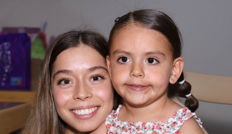 Natalia Gaviño y Lucila Azcárate.