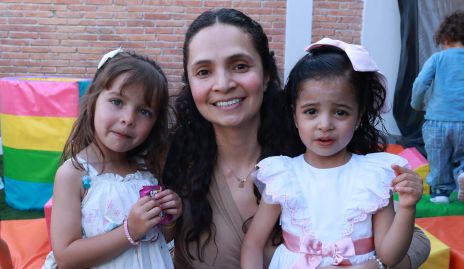  Chío Huerta, Emi Zamanillo y Euge Palos.