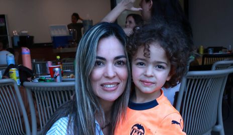  Elizabeth Berrones y Patricio Ruiz.