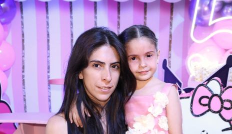 Maru González y Ale González.