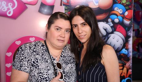  Sasha Hinojosa y Maru González.