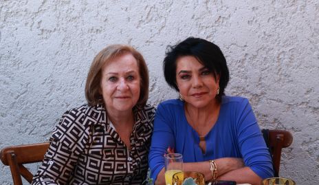  Luis María Martínez Benavente y  Yoya de Martínez.