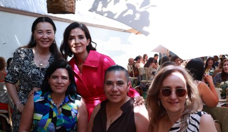  Oti Iwuadare, Pili Arredondo, Elvira Sánchez, Coquito Torres y Amaranta Martínez.