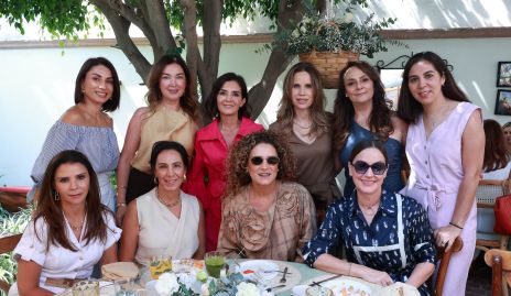  Lucrecia del Villar, Macarena Elías, Elvira Sánchez, Maiela Conde, Cynthia Padilla, Lupita Mercado, Lucía Álvarez, Berenice Díaz Infante y Ana Saldaña.