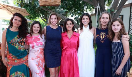  Malula Sánchez, Ilse Gil, Cecilia Limón, Elvira Sánchez, Margaret González, Adelaida Espinosa y Leila Vera.