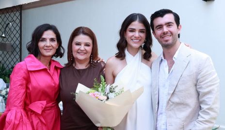  Elvira Sánchez, Margaret Lozano, Margaret González y Fujy Espinosa.