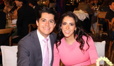  Arturo Hernández y Regina Oliva.