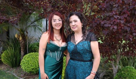  Luz Maria Jara y Lucy Castillo.