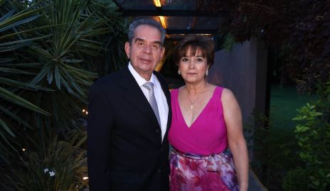  Agustín Pasapera y Estela Tobías.