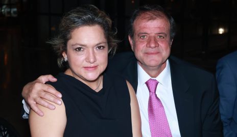  Mónica Ramírez y Enrique Michel .