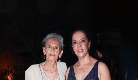   Edith Leiva y Gabriela Salinas.