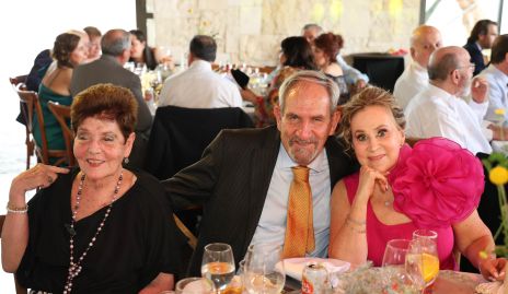  Rosario López, Manuel Forsh y Mari Carmen López.