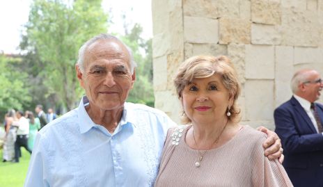  Agustín López y Lucero Cerda.