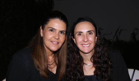  Gabriela Díaz Infante y Regina Ibáñez.