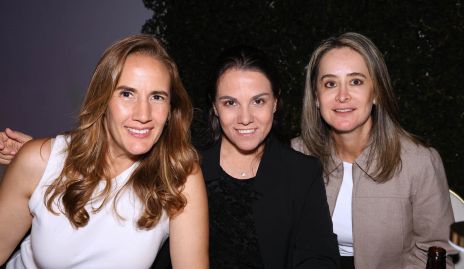  Cristina Ortiz, Ana Belén Leboreiro y Gabriela Acosta.