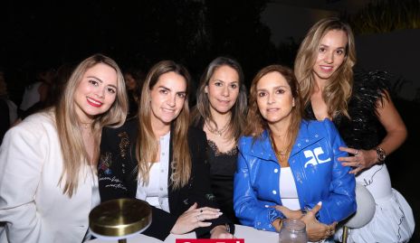  Melissa, Maripepa Muriel, Michelle Zarur, Paty Fernández y Marcela Rubio.