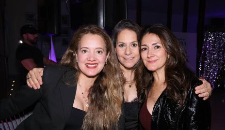  Alejandra Zumalacarregui, Mich Zarur y Mercy  Lafuente.